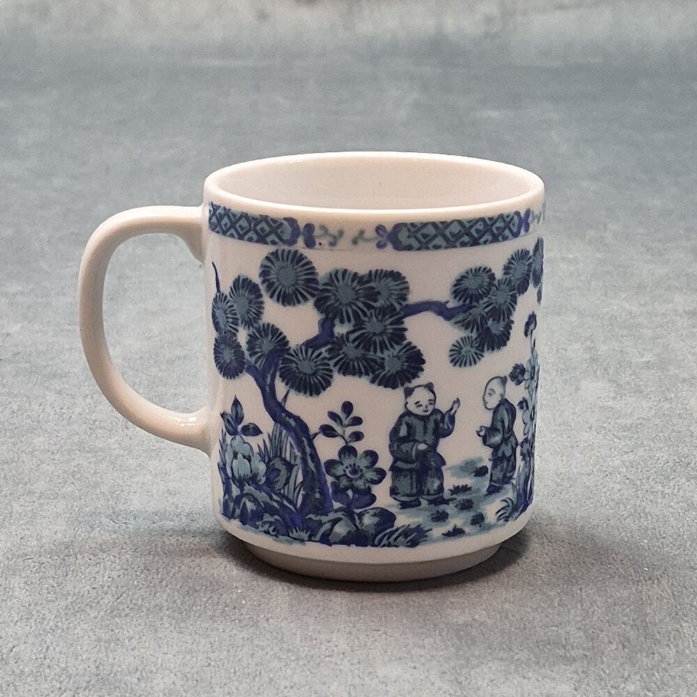 Vintage Ming Blue & White Chinoiserie China Coffee Cup Mug Japan Porcelain